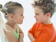 Детская психология: Правда ли, что девочки более жестоки, чем мальчики?