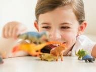 Любопытные игрушки для детей: Давайте высиживать динозавриков?