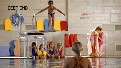 Дошкольники и спорт: Что нужно для того, чтобы ребенок посещал бассейн в детском саду?