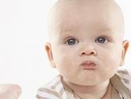 Домашний доктор: Что помогает против кишечных коликов у малышей?