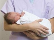 Забота о малышах рожденных раньше срока: Что делать маме, если ребенок родился недоношенным?